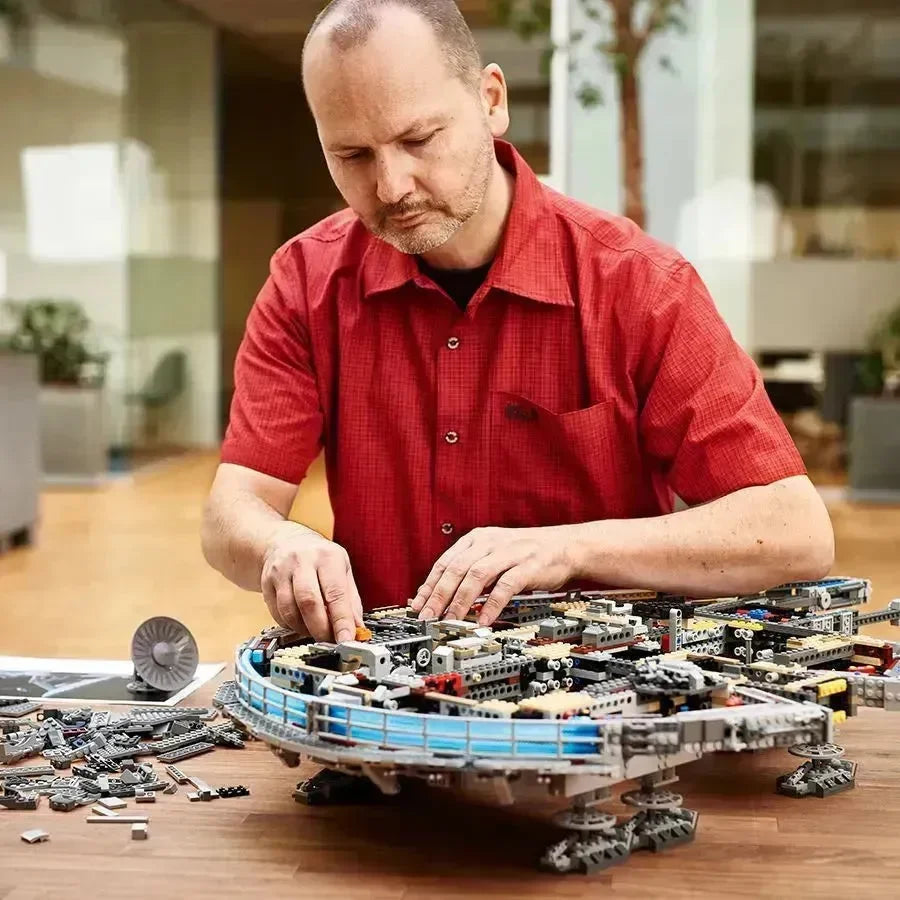 🇪🇺 EU Warehouse-wk-blok-Millennium Falcon-75192