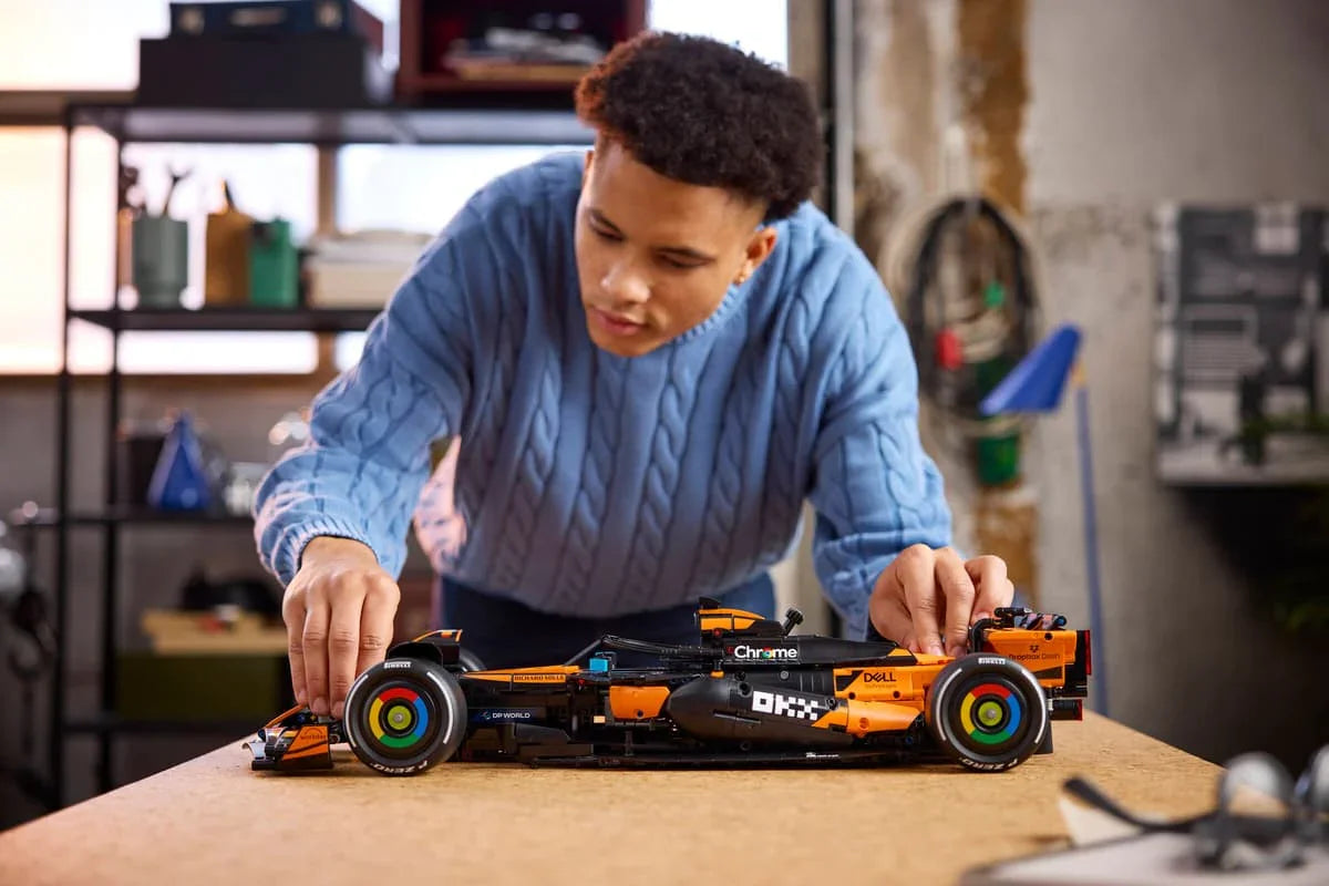 [🇺🇸 US Warehouse]-wk-blok  British F1 Racing Car MCL39 - 42228