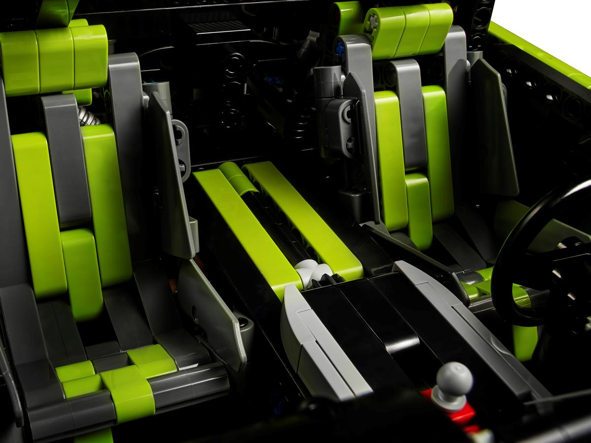 US Warehouse | V12 Supercar Building Set – 42115