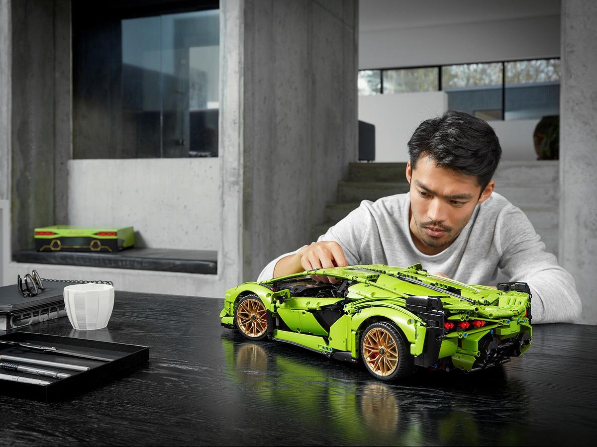 US Warehouse | V12 Supercar Building Set – 42115