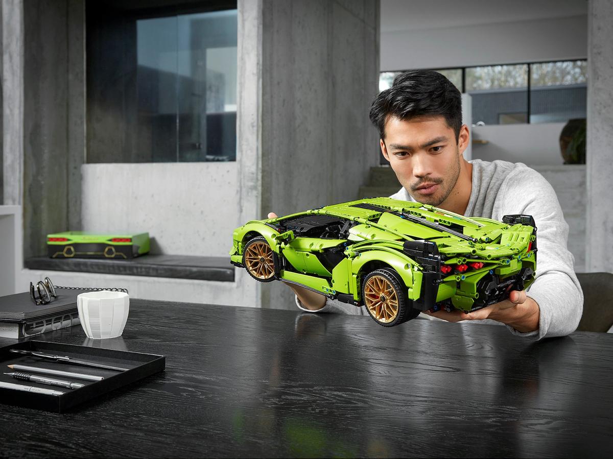 US Warehouse | V12 Supercar Building Set – 42115