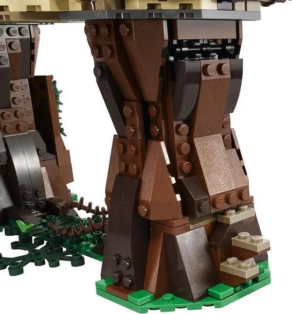 [🇺🇸 US Warehouse]-wk-blok  Forest Moon Village Ultimate Collector - 10236