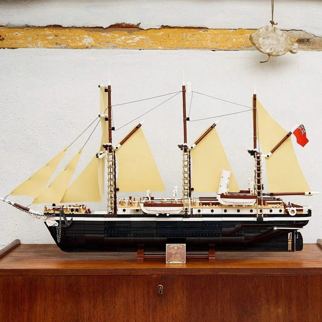 US Warehouse | Endurance Exploration Ship Building Set – 10335