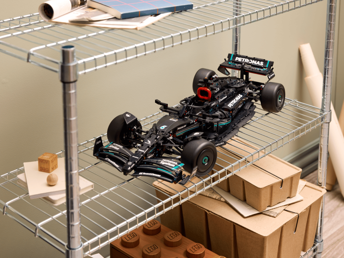 US Warehouse | Mercedes-AMG F1 Race Car Building Set – 42171