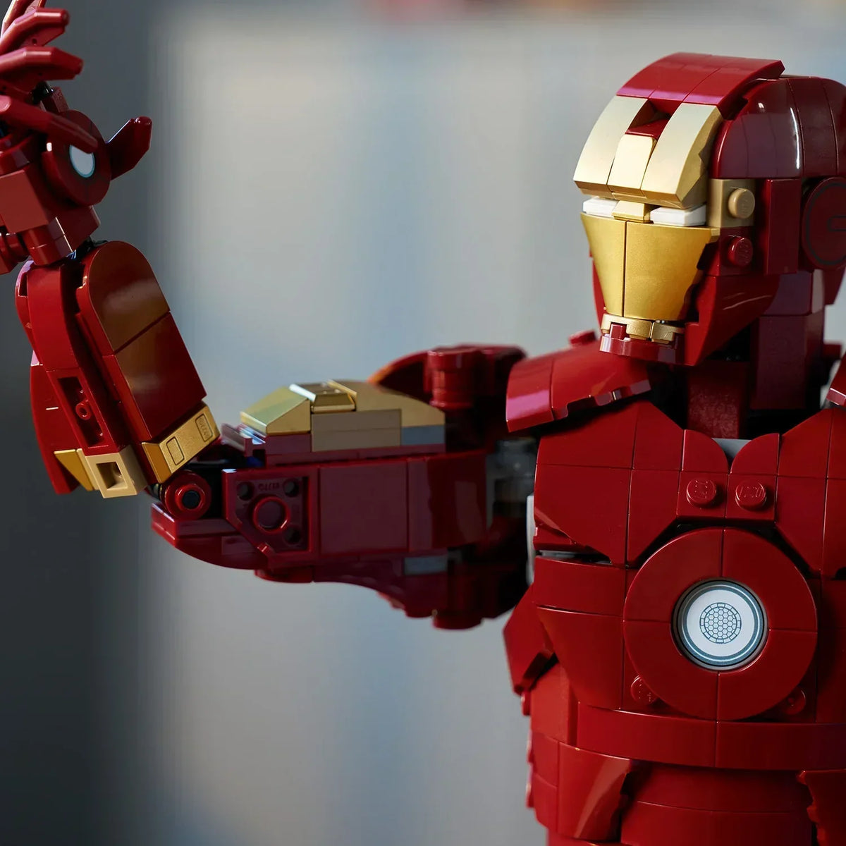 [🇺🇸 US Warehouse]-retailerblocks  Armored Hero Mark 3 Collector Edition - 76344