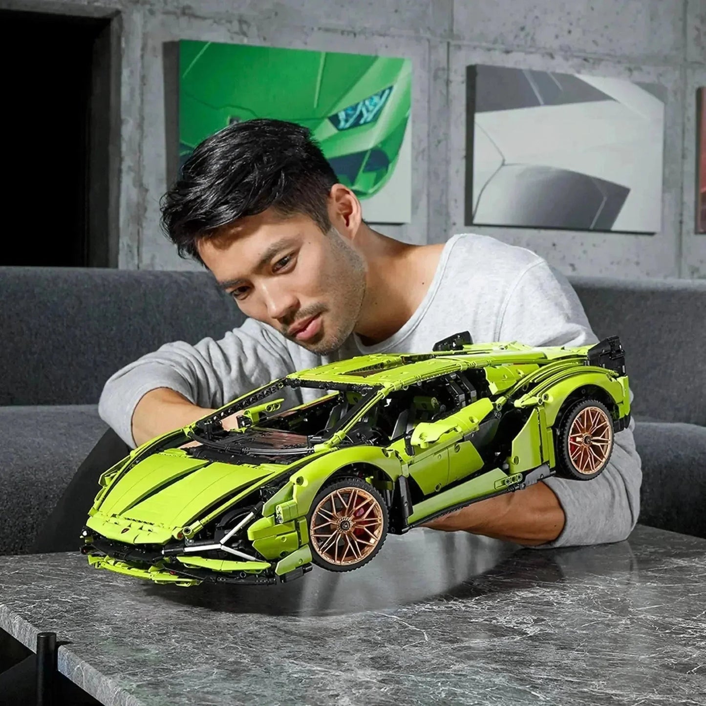 42115 Technic V12 Supercar Building Set